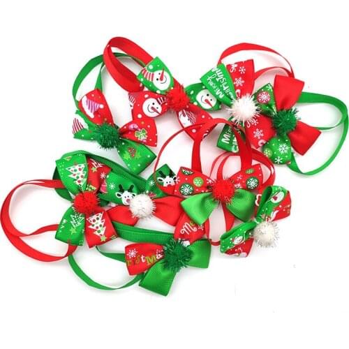 50/100 Pcs Dog Pets Accessories For Small Dog Bowtie Necktie Christmas With Hairball Pet Dog Bow Tie Xmas Holiday Party Dog Bows