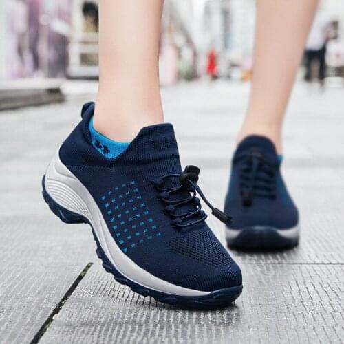 Women Casual Walking Shoes Spring Sneakers Womens Mesh Lace Up Flat Female Vulcanized Shoes Tenis Feminino Zapatos De Mujer