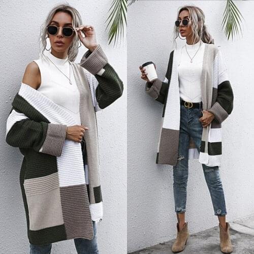 2020 Autumn / Winter New Womens Knitted Sweater Coat Lazy Fashion Color Matching Long Cardigan V-Neck Loose Jacket