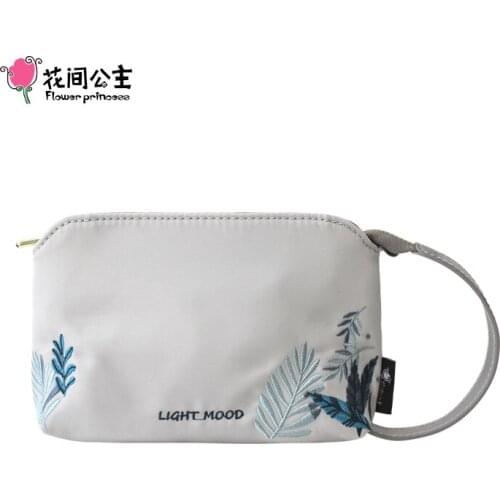 Flower Princess Light Mood 2021 Spring New Womens Nylon Embroidered Wallet Wrist Clutch Bag Handbag Cell Phone Small Bags