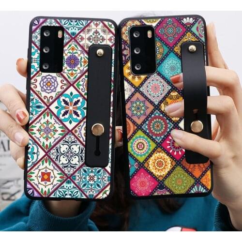 Wrist Strap Case For Huawei Y6 Y7 Y9 P Smart Z 2019 2020 2021 P30 P20 P10 P40 Mate 30 20 10 Lite E Pro Plus Vintage Flower Cover