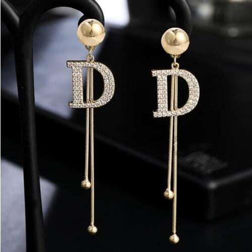 2021 Luxury Brand Long Chain Shining Rhinestone Letter D Hanging Earrings For Women Crystal Big Dangle Earring Womens Jewelry