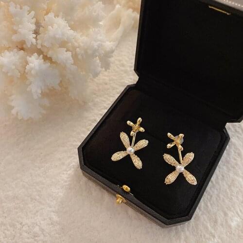 2020 earrings temperament wild metal flower earrings earrings Prevent Allergy exquisite Fashion Stud Earrings Personality Trend