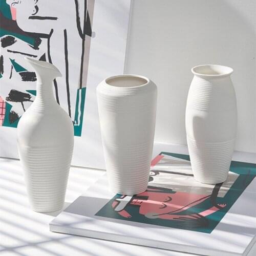 New Nordic Decor Home Decoration Modern Ceramic Flower Vase Decoration Rustic Home Decor For Room White Vase Decoration For Home