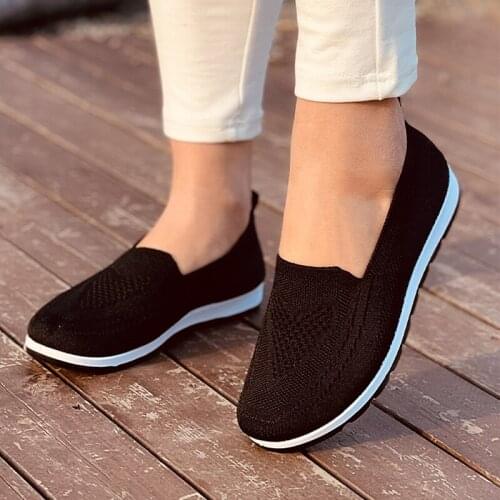 2021 Autumn Summer Women Shoes Casual Knitted Mesh Breathable Slip On Vulcanized Shoes Platform Fashion Trend Female Walk Shoes