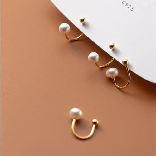 LAVIFAM Pearl Earrings