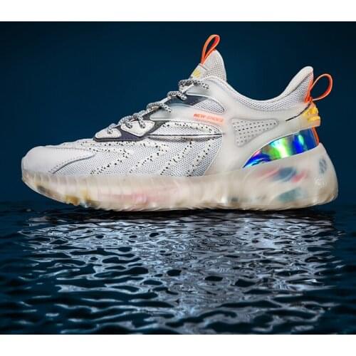 Trendy New Mens Sneakers Breathable Running Shoes Reflective Hard-wearing Sports Shoes Outdoor Antiskid Damping Jogging Shoes