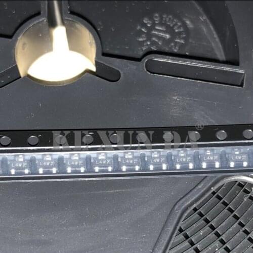 Original 100PCS/Lot BAT54 L4W SOT-23 IC SCHOTTKY 30V 200MA SOT23-3 IN STOCK