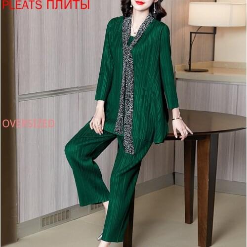 Miyake Fold Fashion Casual Suit 2021 Spring New Female Loose Show Thin Two-piece Suit Trousers Set Pleats Scarf Collar