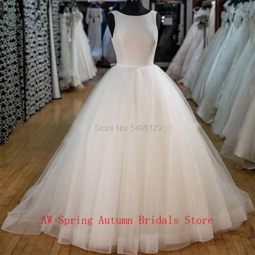 Simple A-line Wedding Dresses 2020 Cheap Satin Elegant Floor Length Scoop Bridal Gown Off the Shoulder Plus Size Bride Dress