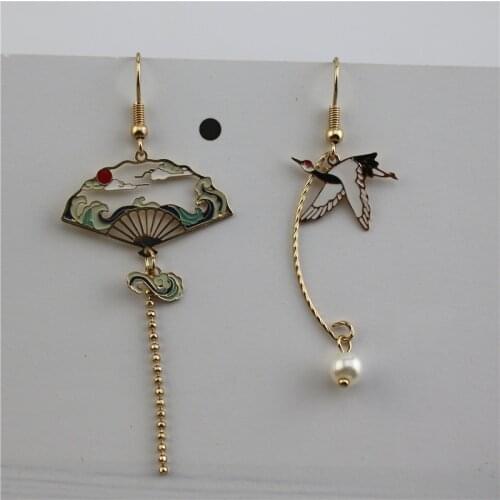 Custom palace fan earrings retro national style earrings asymmetrical fairyland flying crane without pierced ear clips