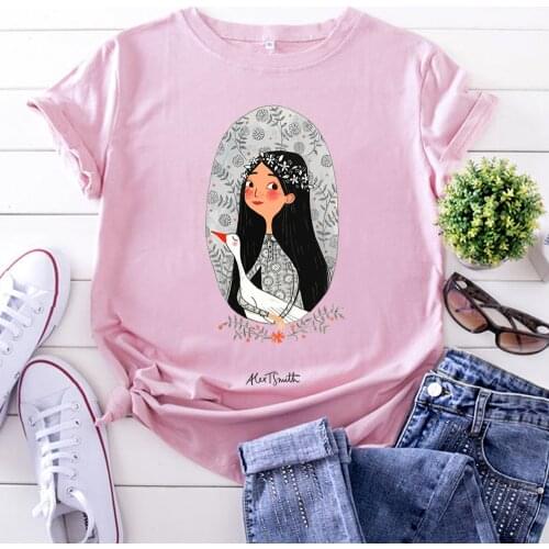 Kawaii T-Shirts Girl Holding Goose Lovely Print Womens Tshirts Cotton Hip Hop T Shirt For Womens Vintage Woman Short Sleeve Top