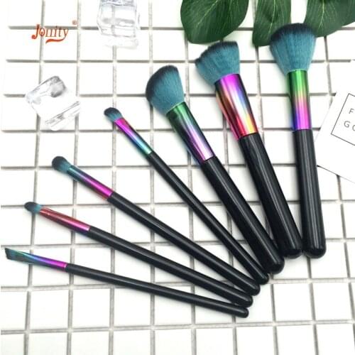 Jollity Blush Brushes