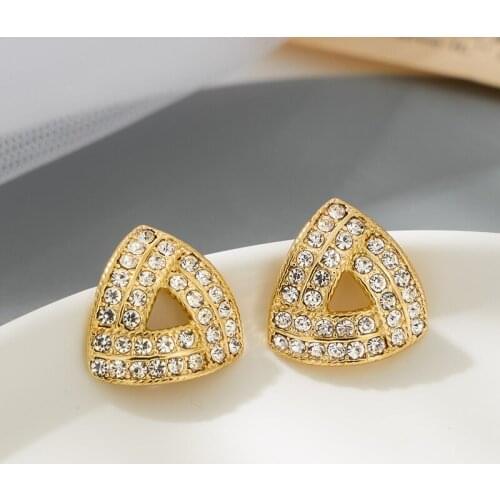 Jaeeyin 2021 Trendy Triangle Curve White Glass Jewelry Elegant Charm For Date Classic Stud Earrings Accessories Gift Women