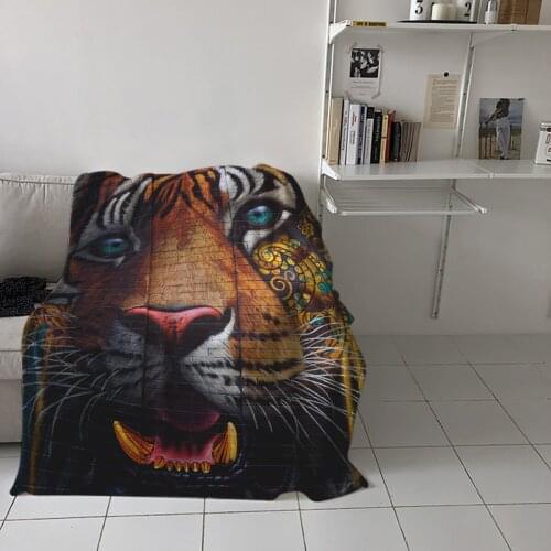 Sofa Throw Blanket Tiger Totem Texture Wall Airplane/travel/adult Bedroom on Bed Soft Flannel Blanket Home Textile Decor