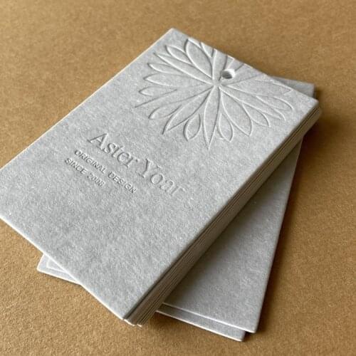 Customise hangtag with personalized logo deossing embossing gold stamp price tag gift card