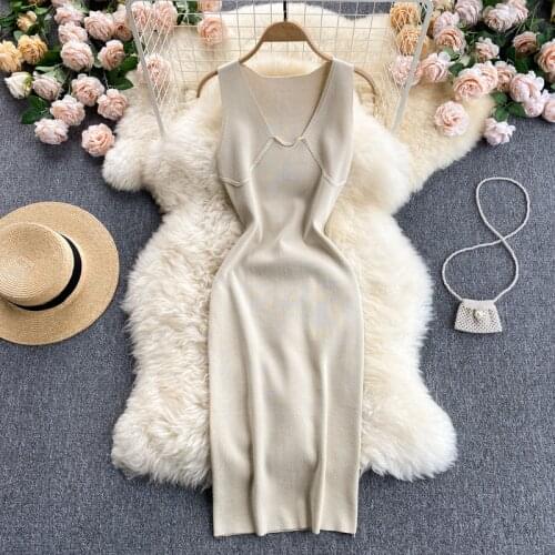 Summer 2021 new V-neck waist and hip elastic knitted dress temperament vest skirt