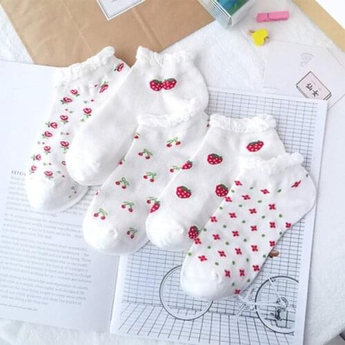 Japanese Cute Women Socks Red Strawberry Korean Style Flowers Crew Socks Kawaii Women Cotton Socks Harajuku Strawberry Cow Socks