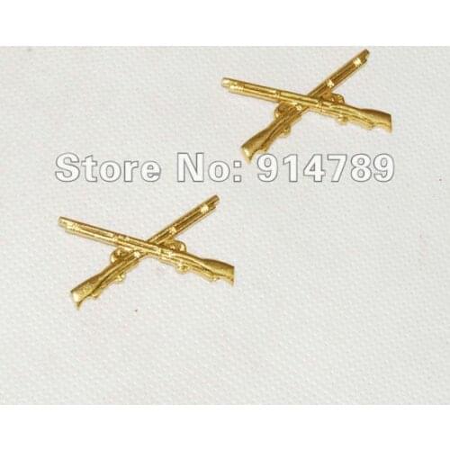 A PAIR OF WWII CHINESE ARMY INFANTRY OFFICER COLLAR INSIGNIA