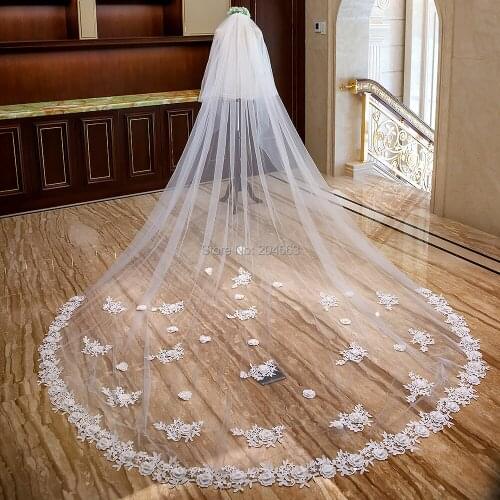 Two-Layer Lace Wedding Veil with Flowers Stunning Long Bridal Veils with Comb AX2019