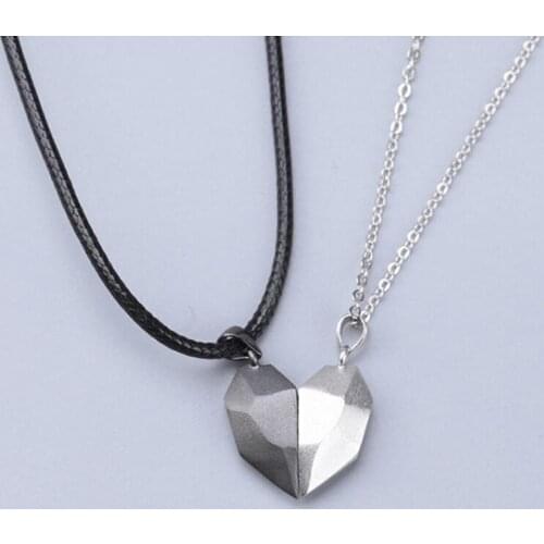 2Pcs Minimalist Lovers Matching Friendship Heart Pendant Couple Magnetic Distance Faceted Heart Pendant Necklace Jewelry