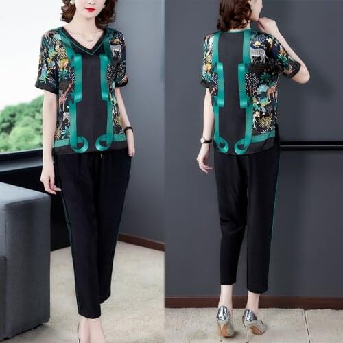 Sets for women summer 2020 New Fashion Casual Two-piece Set Female short sleeve top Harem pants suit mom V-neck print spring