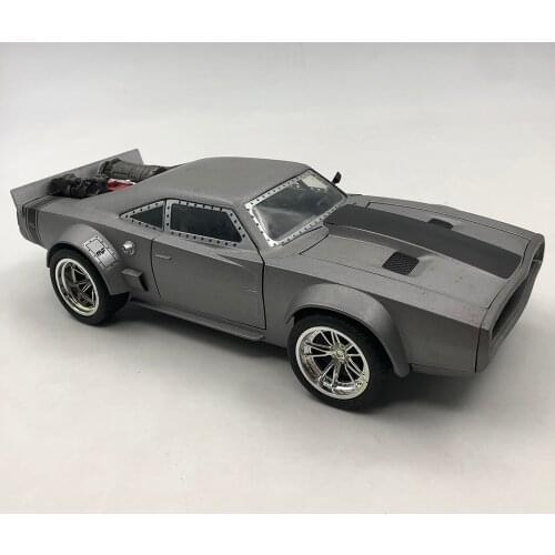 JADA 1:24 Scale F8 Muscle Chariot War Horse Supercar Model Metal Alloy Diecast Vehicle for Collectible Gift Souvenir Display