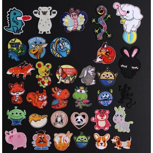 Panda Wolf Pig Cat Badges Animals Parches Embroidery Iron On Patches For Clothing DIY Stripes Clothes Lizard Stickers Appliques