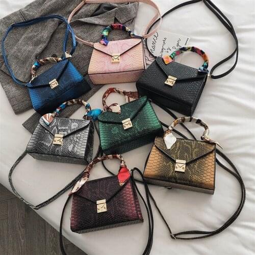 Wholesale trendy fashion snakeskin woman bag cross body ladies shoulder leather tote serpentine purses and handbags for women