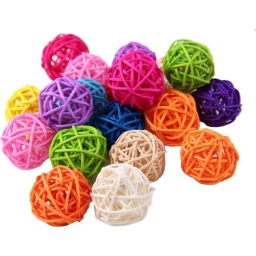 10pcs/20pcs Parrot Toys Rattan Wooden Ball Pet Bird Toy Chewing Ball Birdcage Hanging Decor for Parrots Pendant Pet Supplies