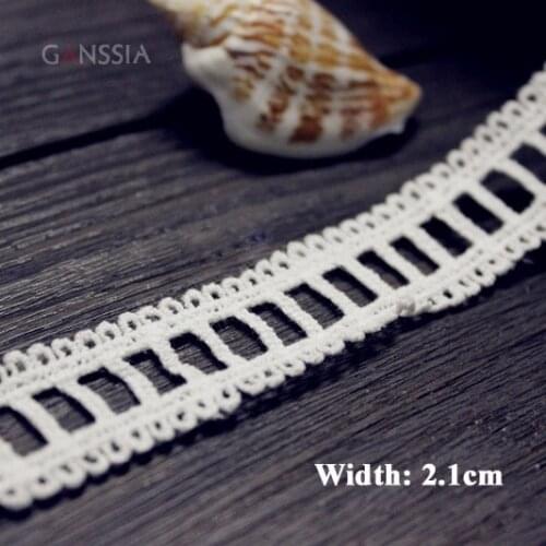 1yard Width:2.1cm Water Soluble Lace Trims Ivory Color Cotton Lace with Ribbon Holes Garment Embellishment (ss-7212)