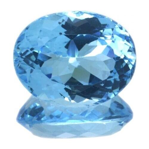 22,79 ct Blue Topaz Oval Cut