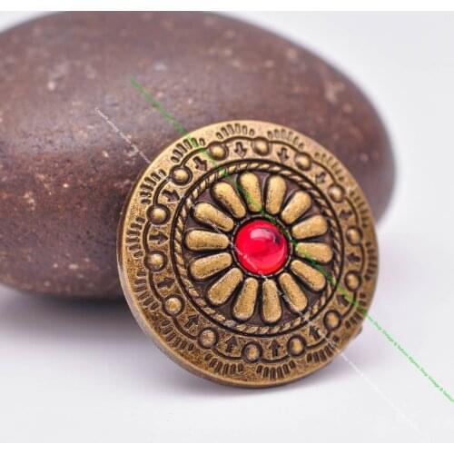 10pcs 30mm Antique Brass Southeast Floral Leathercraft Belt Accessories Red Crystal Rhinestone Leather Project Concho Screwback