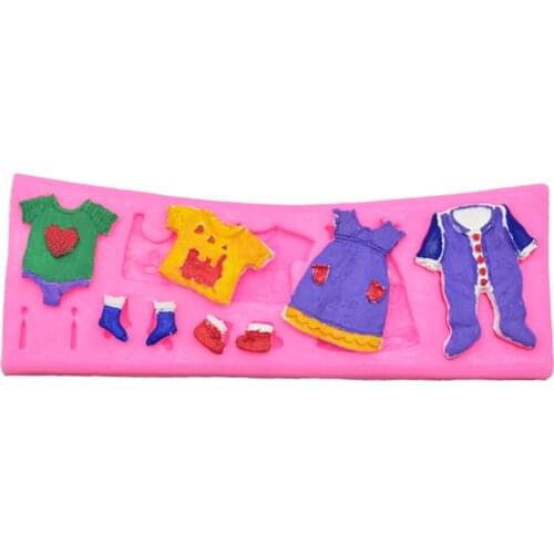 3D Clothes Shoes Food Grade Silicone Mold Fondant Chocolate Biscuits Mold DIY Kitchen Dessert Baking Cake Decoration Tools