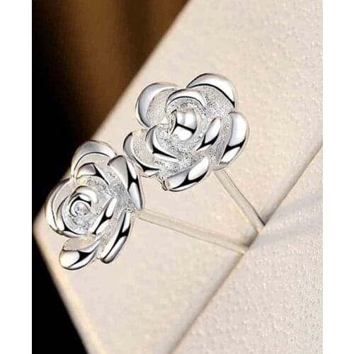 Huitan Chic Flower Stud Earrings for Women Handmade Design Simple Stylish Female Party Accessories Daily Wear Versatile Jewelry