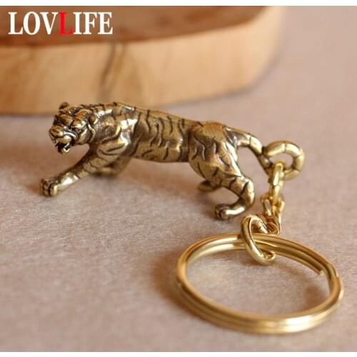 Brass Zodiac Tiger Animal Keychain Copper Shouting Beast Car Keyring Handmade Craft Bronze Forest King Bag Hanging Pendant Gifts