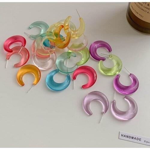 2021 Fashion Trendy Colorful Acrylic C Shaped Earrings Jewelry for Girls Women Transparent Round Circle Stud Earrings Gift