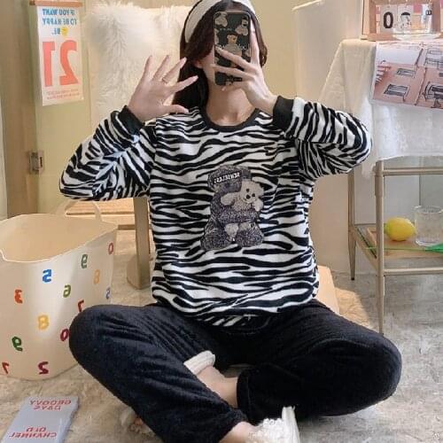 2021 Warm Pajamas Women Winter Flannel Thick Sleepwear Female Long Sleeve Full Trousers 2 Pieces Pajama Sets Cartoon Homewear