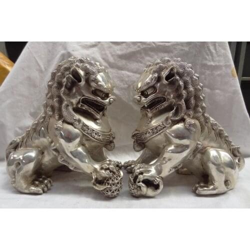 Decoration bronze factory outlets Tibet Silver Tibet Silver Chinese Silver Wealth Dog Guardian Lion Ball Bronze Statue Pair