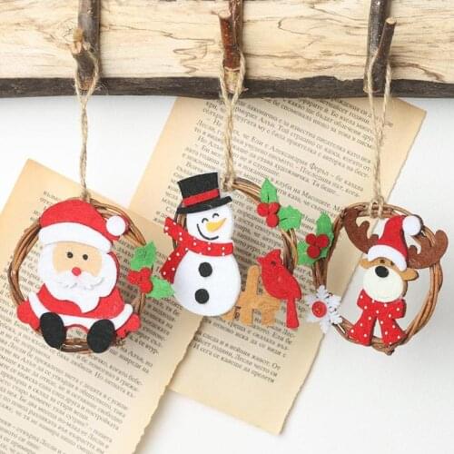 Christmas Nonwoven Rattan Ring Pendant Excellent Non-woven Fabric and Wooden Kids Gift Home Door Hanging Window Decor