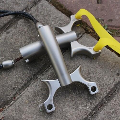 Professional outdoor precision all-titanium alloy flat leather shooting slingshot portable high-quality Tc21 hunting catapult