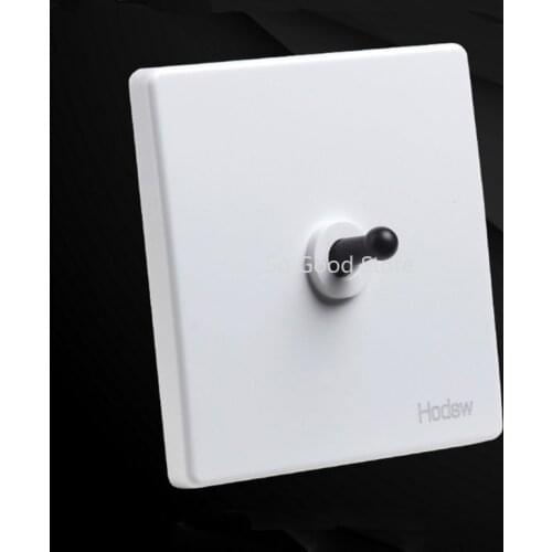 High Quality Black Lever 1-4 Gang 2 Way Toggle Switch White Wall Light Switch Power Socket Panel Set