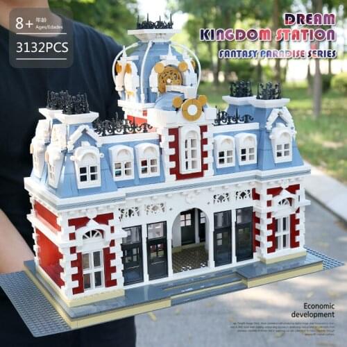 MOULD KING 11004 Streetview Building Blocks The Station of The Creamland Model sets Assembly Bricks Kids Toys Birthday Gifts