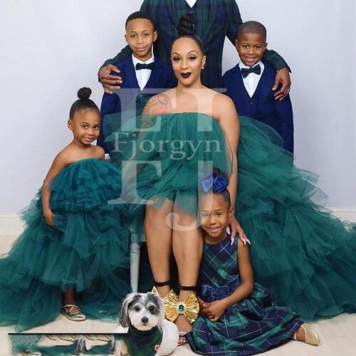 Elegant Green Asymmetrical Ball Gown Fashion Party Dress Strapless Puffy Ruffles Tiered Custom Made Evening Gown Woman Robes