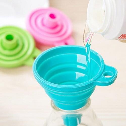 Mini Foldable Funnel Silicone Collapsible Funnel Folding Portable Funnels Be Hung Household Liquid Dispensing Kitchen Tools