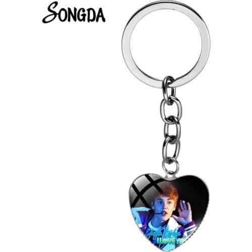Popular Music Singer Keychain Justin Bieber Art Picture Key Chain for Fans Bag Car Crystal Glass Cabochon Heart Key Ring