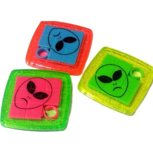 8pc Alien SLIDER PUZZLE Vintage Favour Pinata School Bag Filler Loot Gag Birthday Party Favors Gift Novelty Prize Cake Topper