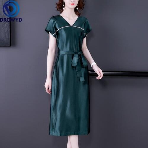 Fashion Green Silk Dress Women Elegant Ladies Satin Dresses Woman High Waist Striped Dress Fashion Women V-neck Bodycon Dresses
