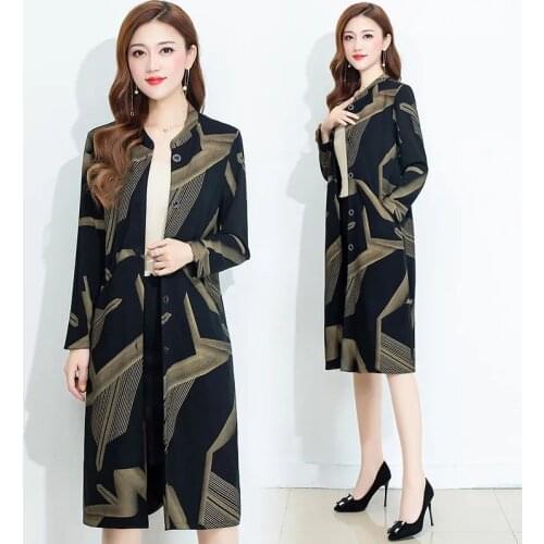 Mother Autumn Coat Fashion 2021 New Coat Middle Aged Elderly Women Spring Autumn Jacket Female Cardigan Mother Long Windbreaker