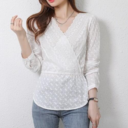 2021 Autumn New Sexy Lace V-neck White Blouse Women Tops Lace Embroidery Clothes Solid Long Sleeve Tops Chemisier Femme 16414
